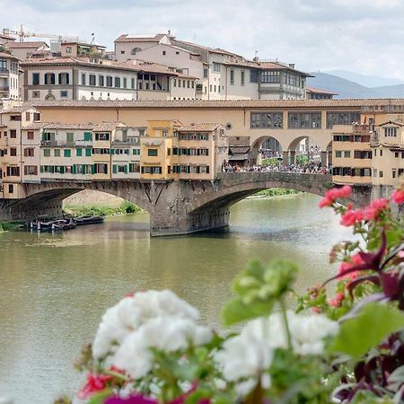 Historical Apartment Spectacular Arno View With Balcony From 12 Th Century. Florencia Exterior foto
